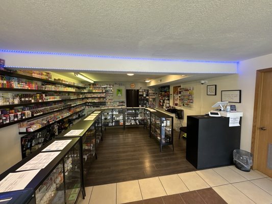 Cloud Factory Vapes, 809 W Washington St, Mount Pleasant, IA 52641, US -  MapQuest