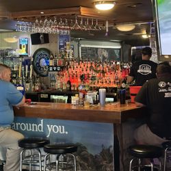 LC's Pub - Bar