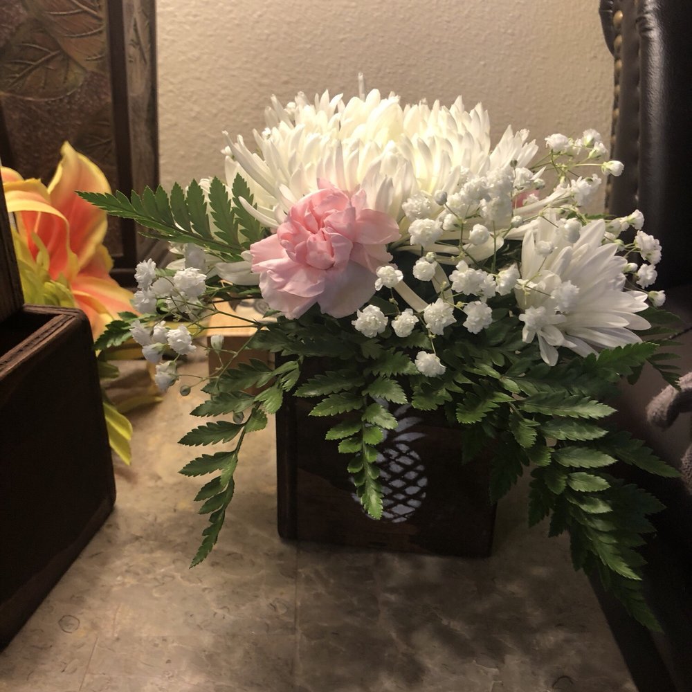 Christine's Floral - Florists Near Me - Honolulu, Hawaii Christine's Floral - Florists Near Me - Honolulu, Hawaii
