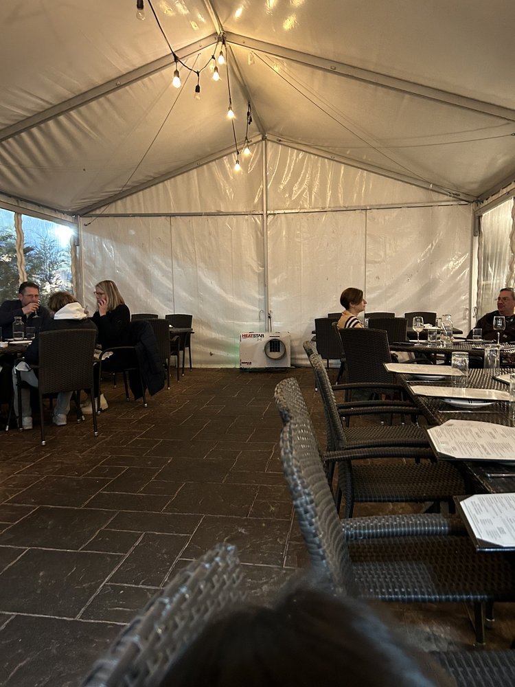 Park Place Restaurant & Bar
