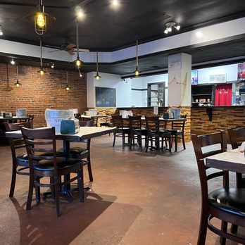 Holly Crab - Cajun/Creole Near Me - Lowell, Massachusetts