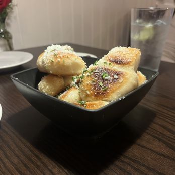 Bellanotte Restaurant - Bread knots - Italian Near Me - Middletown, Connecticut