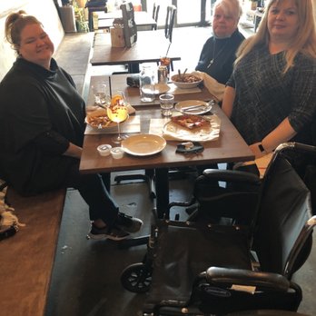 Bambolina Restaurant - Happy customers - Pizza Near Me - Salem, Massachusetts