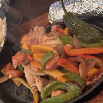 Mariscos Choix - Fajitas De Pollo - Seafood Near Me - Downey, California