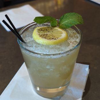 Bonefish Grill - Mango Bourbon Sour - Seafood Near Me - Allen, Texas