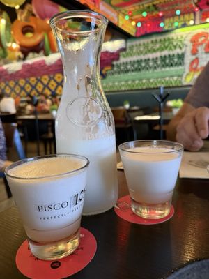 Pollos & Jarras by null