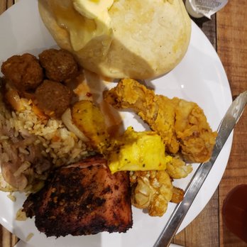 Dimassi's Mediterranean Buffet - Meat and fresh Naan bread - Mediterranean Near Me - San Antonio, Texas