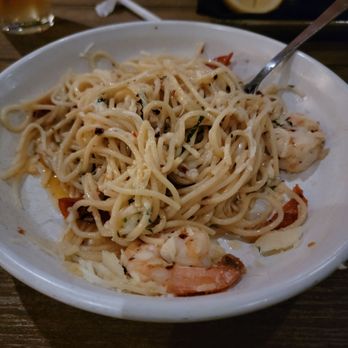 Barnwood - Spicy Shrimp Pasta - American Near Me - Scottsdale, Arizona