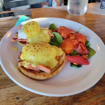 Salty's on Second - Cajun salmon Benedict with marinated tomatoes - Bars Near Me - Fairbanks, Alaska