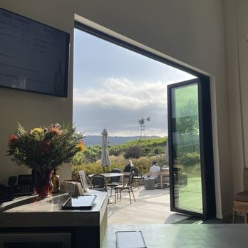Adobe Hill Winery - Wineries Near Me - Fallbrook, California