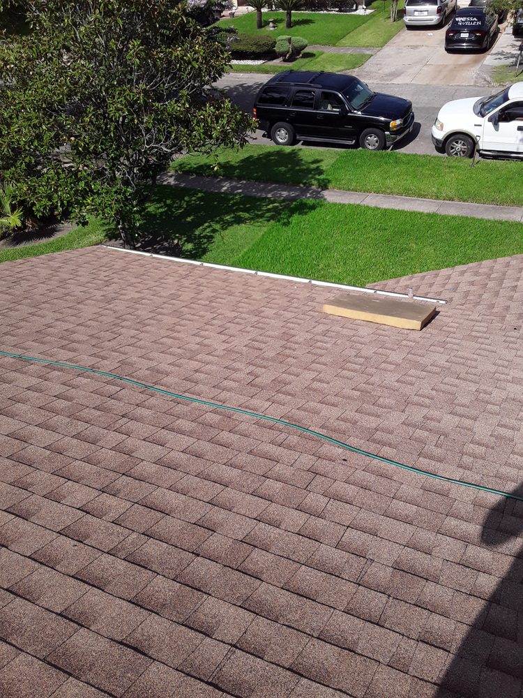 Slide of LMM Roofing
