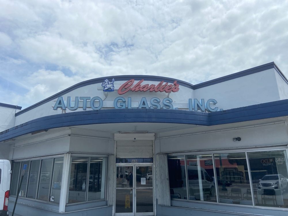 CHARLIE’S AUTO GLASS 18 Photos & 69 Reviews 4373 NW 7th St, Miami