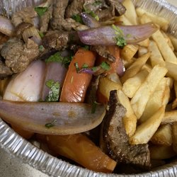 Machu Picchu Restaurant - 09. Lomo Saltado