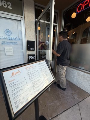 Marc's Artisanal Pizzeria by null
