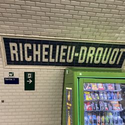 Richelieu Drouot Metro