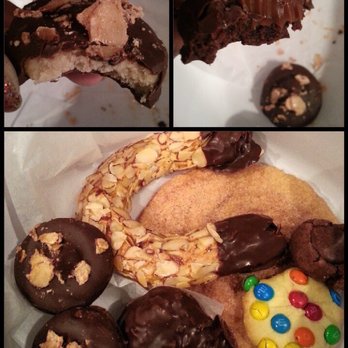 Freed's Bakery - My other favs!  Almond claw w/ chocolate or as I say the horseshoe & Cinnamon crisp mmm - Bakeries Near Me - Las Vegas, Nevada