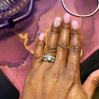 Che Bella Nails & Spa - Nail Salons Near Me - Bulverde, Texas