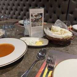 Elite World Business Hotel - Excellent dining options