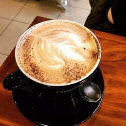 2428 Coffee Store - Un poco de arte latte para cerrarme la jeta y 0 canela
