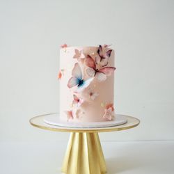 Big Cake Mom