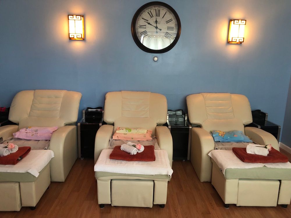 FOOT REFLEXOLOGY CENTER Updated October 2024 10 Reviews 48 Main