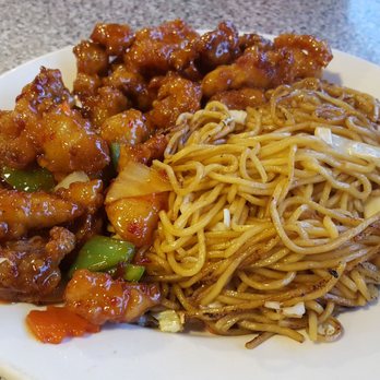 Rice Time - Chili chicken on left and orange chicken on top. - Asian Fusion Near Me - Wilsonville, Oregon Rice Time - Chili chicken on left and orange chicken on top. - Asian Fusion Near Me - Wilsonville, Oregon