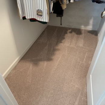 Umanzor Cleaning Services - Closet - Home Cleaning Near Me Umanzor Cleaning Services - Closet - Home Cleaning Near Me