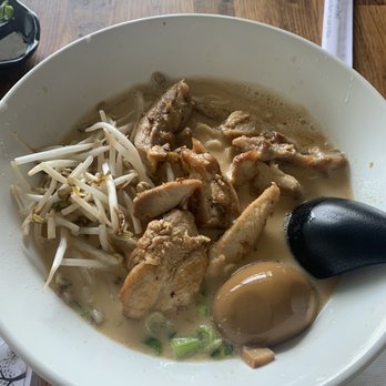 Jounetsu Ramen - miso ramen with chicken - Ramen Near Me - Long Beach, California Jounetsu Ramen - miso ramen with chicken - Ramen Near Me - Long Beach, California