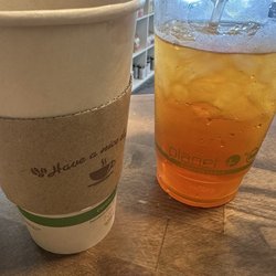 Tea and Chi - Hot vanilla black tea and iced prince roobios tea
