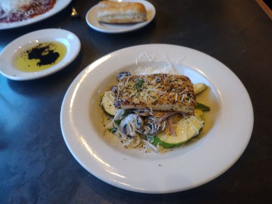 Monterosso's Italian Restaurant by null