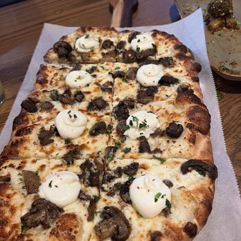 Tavern in the Square - Mushroom pizza - American Near Me - Attleboro, Massachusetts Tavern in the Square - Mushroom pizza - American Near Me - Attleboro, Massachusetts