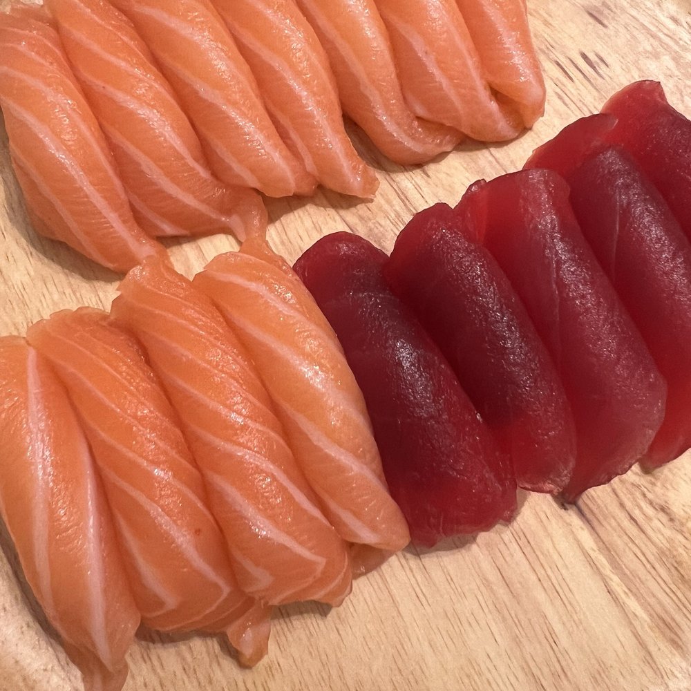 Akino - Sushi Salmon Tuna - Sushi Bars Near Me - Elmhurst, New York Akino - Sushi Salmon Tuna - Sushi Bars Near Me - Elmhurst, New York