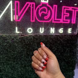 UltraViolet Nail Lounge