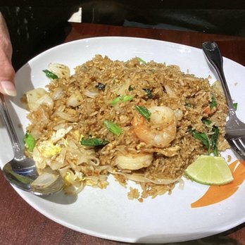 Thai Delicacy Restaurant - Basil with Shrimp Fried Rice - Thai Near Me - Tyngsboro, Massachusetts
