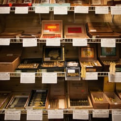 Papa Joes Smoke Shop