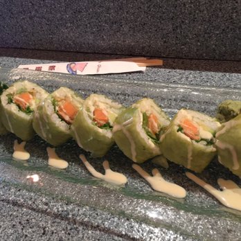 New Ginza - mixed green roll - Sushi Bars Near Me - Watertown, Massachusetts