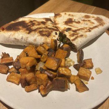 True Food Kitchen - Chicken Mozzerella Panini - New American Near Me - Denver, Colorado True Food Kitchen - Chicken Mozzerella Panini - New American Near Me - Denver, Colorado