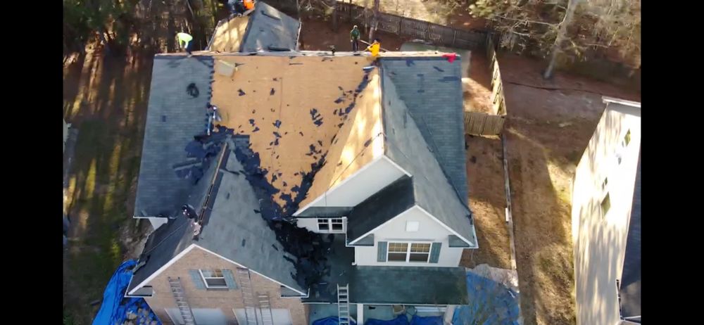 Slide of DRONEVIEW ROOFING