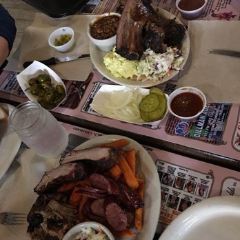 Joe's Barbeque - Barbeque Near Me - Alvin, Texas