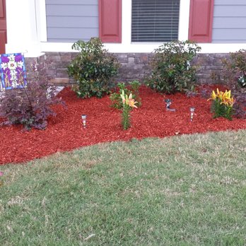 T&J Lawn Service - Mulch Install - Landscaping Near Me - Newnan, Georgia T&J Lawn Service - Mulch Install - Landscaping Near Me - Newnan, Georgia