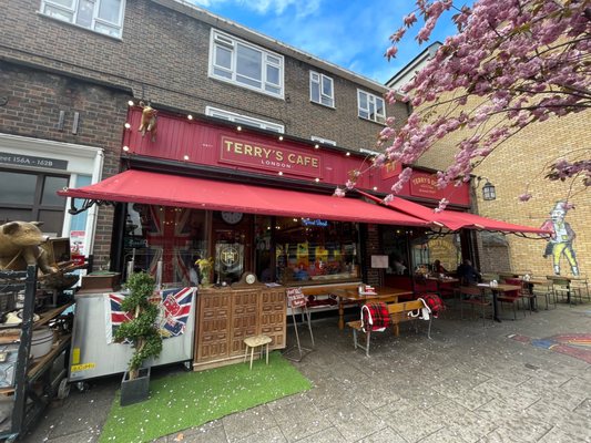 Terry's Cafe | London by null