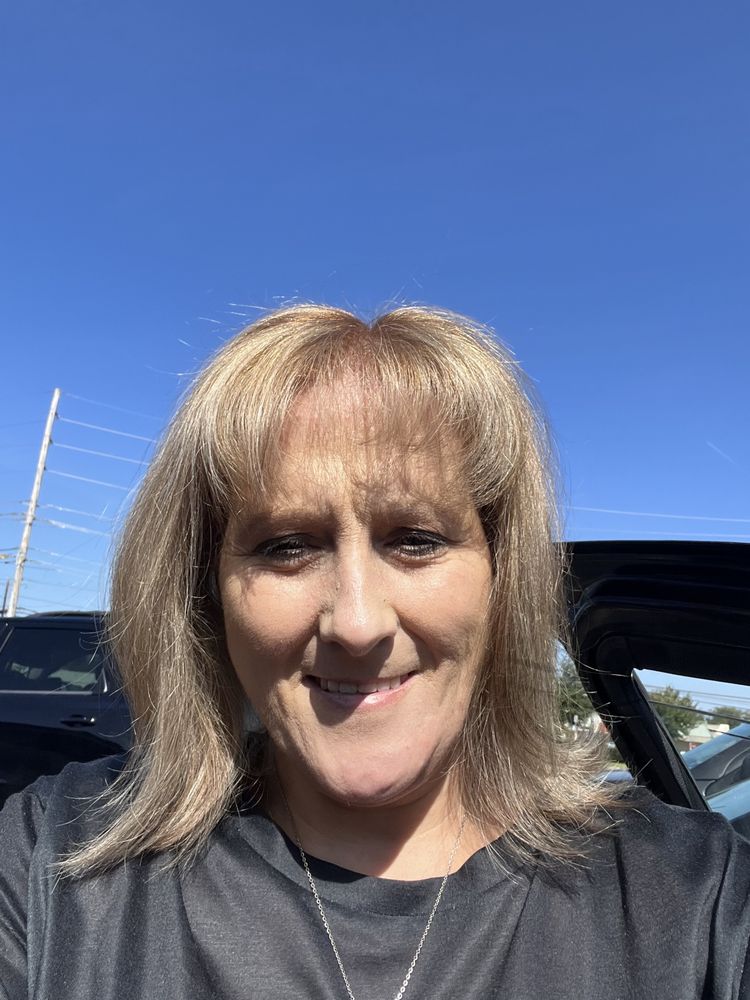 SUPERCUTS Updated September 2024 12 Reviews 516 High St, Mount