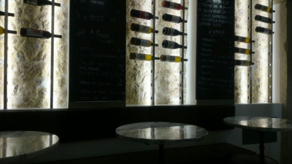 CROUTON R. de São Bento, 337, Lisboa, Portugal Yelp