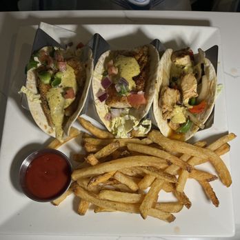Ocean Paradise Restaurant & Bar - Tacos - Seafood Near Me - Fairfax, Virginia