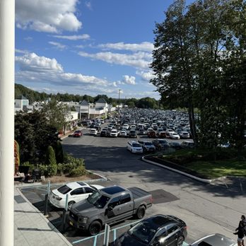 Pocono Premium Outlets - Shopping Centers Near Me - Tannersville, Pennsylvania