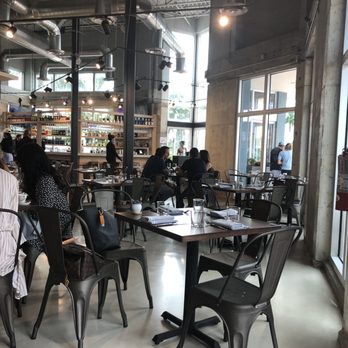 Bachour - Nice location - Bakeries Near Me - Coral Gables, Florida