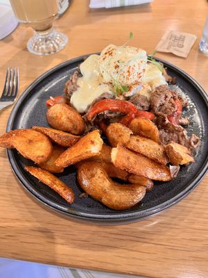 CAMP Modern American Eatery by null