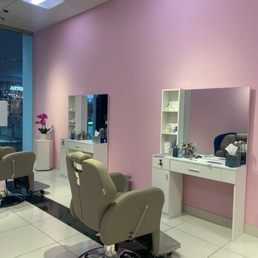 Inside the salon. So clean. So feminine! Inside the salon. So clean. So feminine!