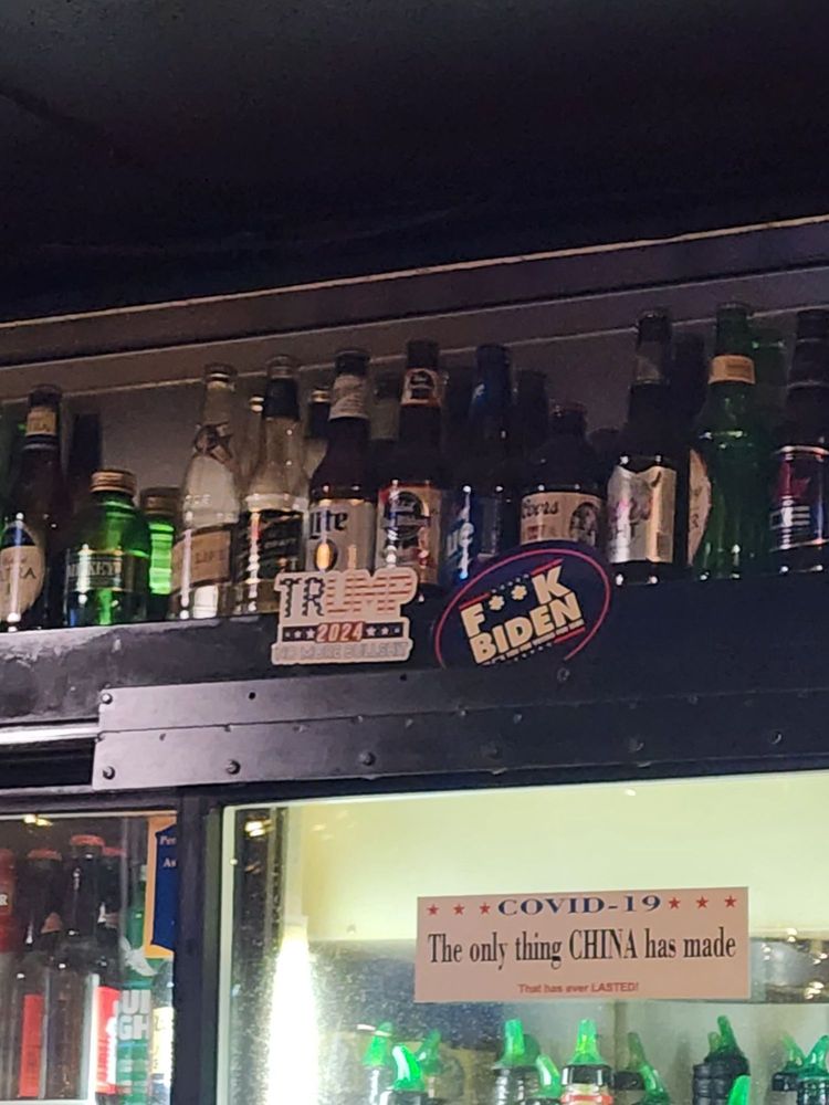 TRUM TAVERN Updated September 2024 24 Photos & 10 Reviews 1 E