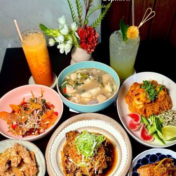 Chalong - Thai Near Me - New York, New York